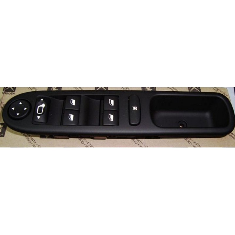 PEUGEOT 207  KAPI CAM ACMA DUGMESI SOL  DORTLU 6554.QG