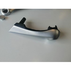 RENAULT MEGANE 2 KAPI İÇ KOLÇAK TAKIMI KROM GRİ RENK SAG ve SOL RENAULT MEGANE 2 KAPI İÇ KOLÇAK TAKIMI KROM GRİ RENK SAG ve SOL